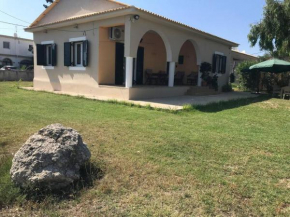 Rouvas Beach House